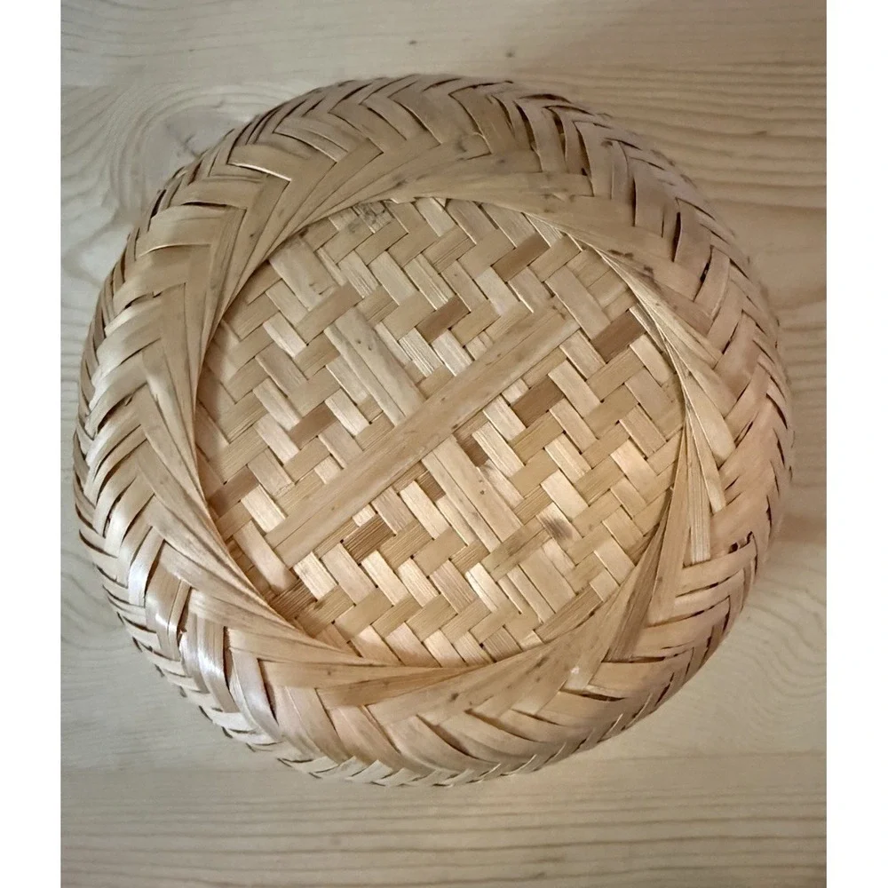 VTG‎ Round Delicate Wicker Rattan Basket Table Decor MCM Style Centerpiece Boho